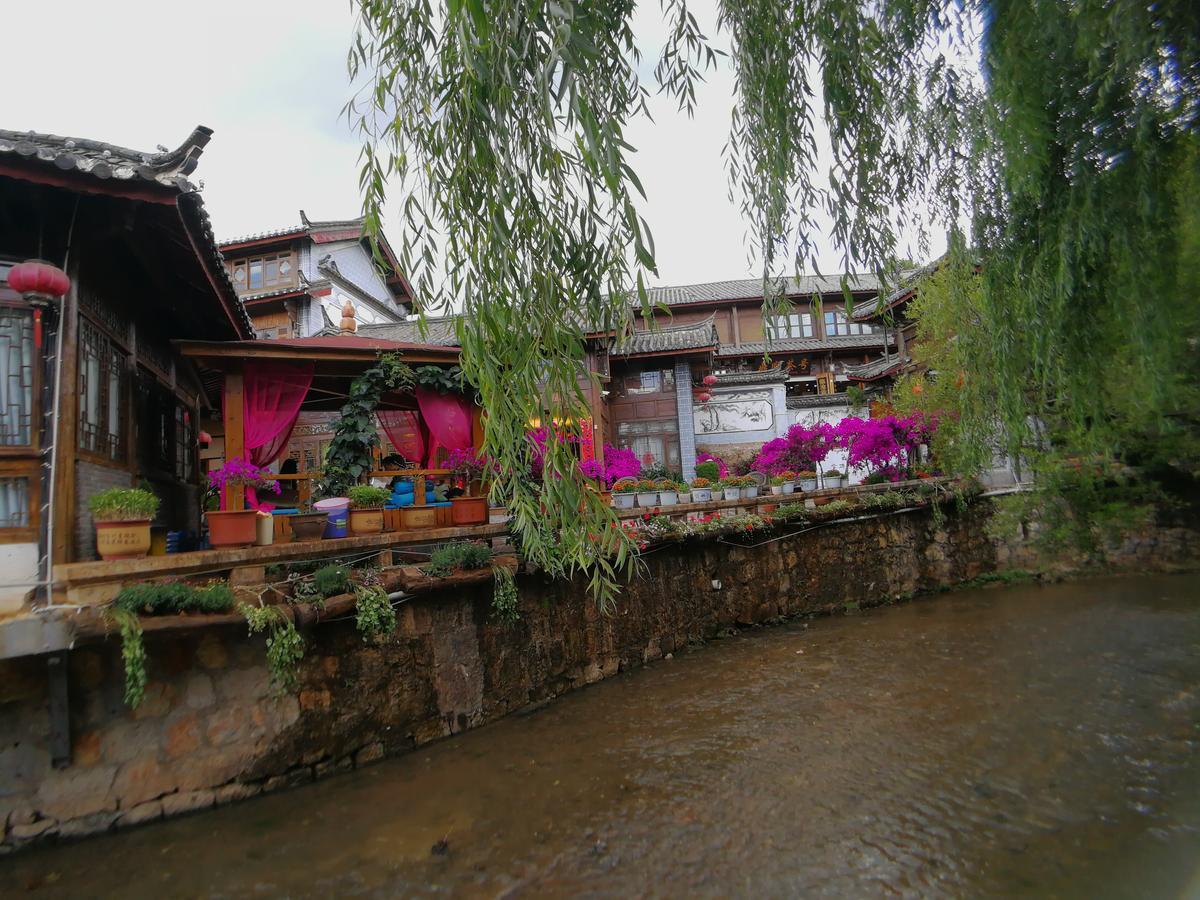 Love Cloud Boutique Chain Hotel In The Water Side Lijiang  Eksteriør billede