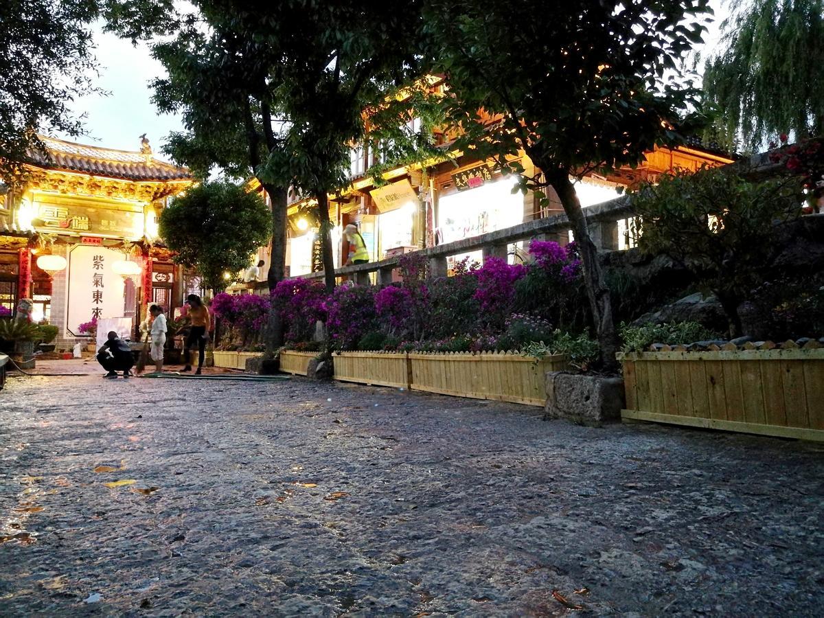 Love Cloud Boutique Chain Hotel In The Water Side Lijiang  Eksteriør billede