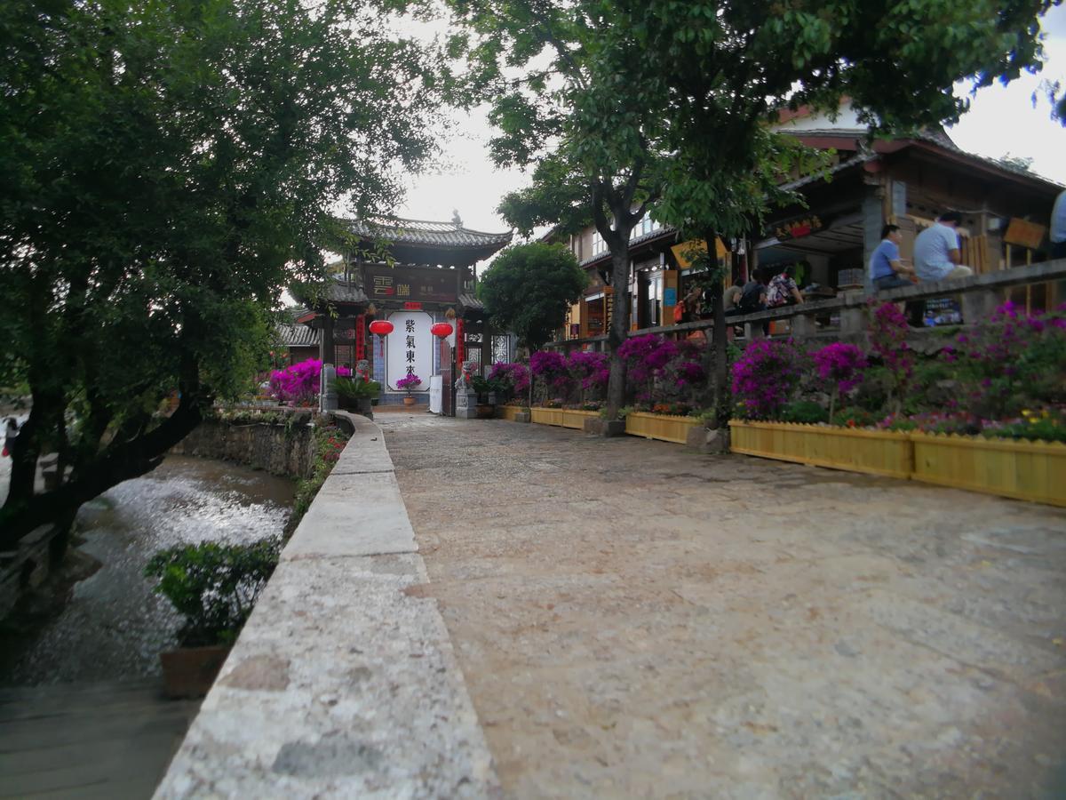 Love Cloud Boutique Chain Hotel In The Water Side Lijiang  Eksteriør billede